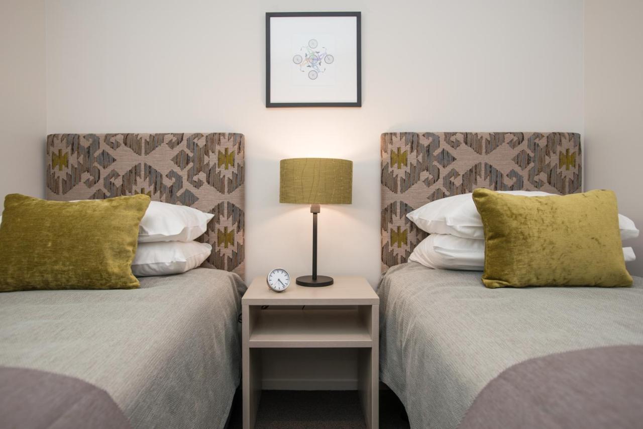 Deluxe Family Suite