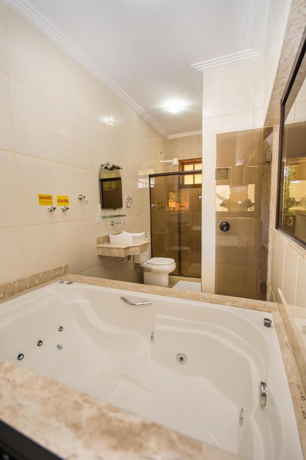 Suite with Spa Bath