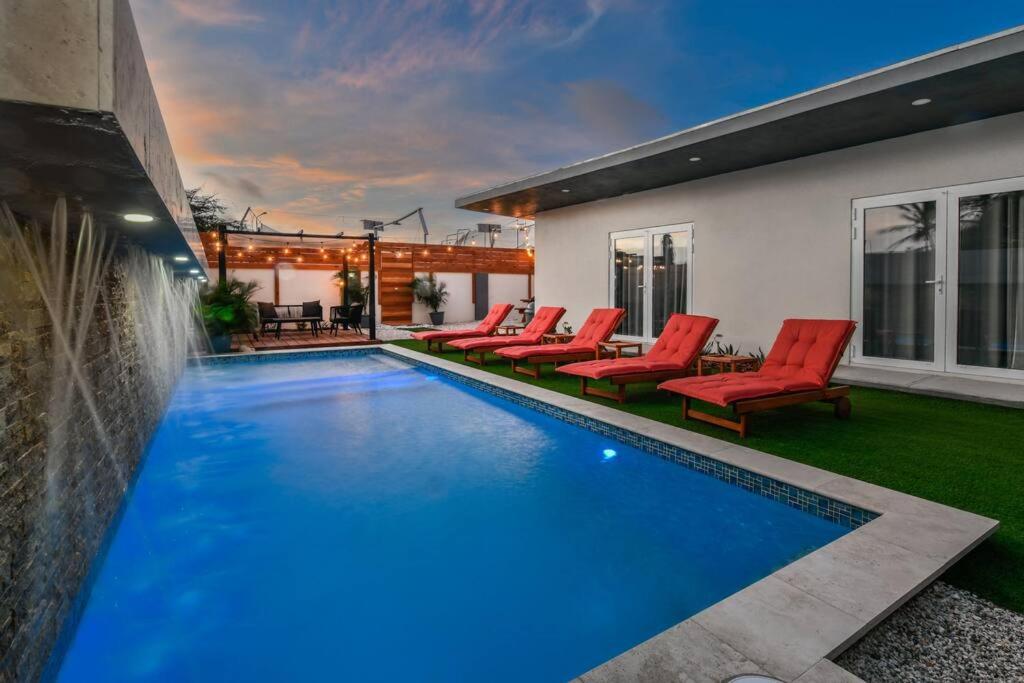 One Happy Getaway on One Happy Island - B&B