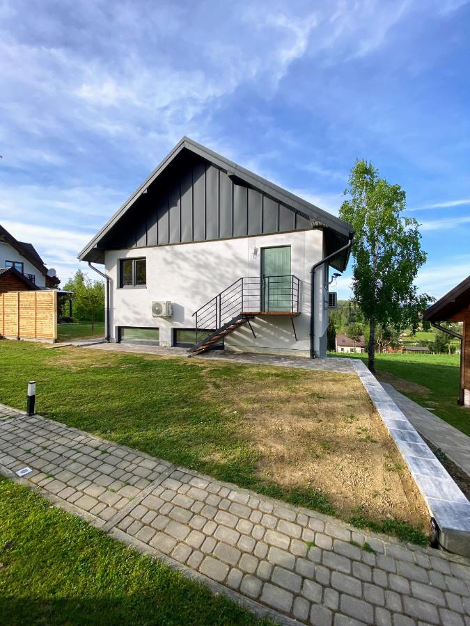 Magiczne Poranki Apartament z Tarasem Myczków - B&B