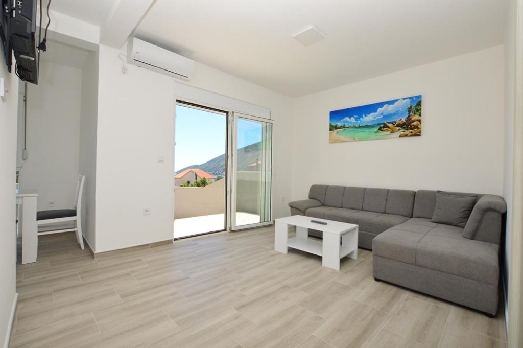 Apartmani Tomic Igalo - B&B