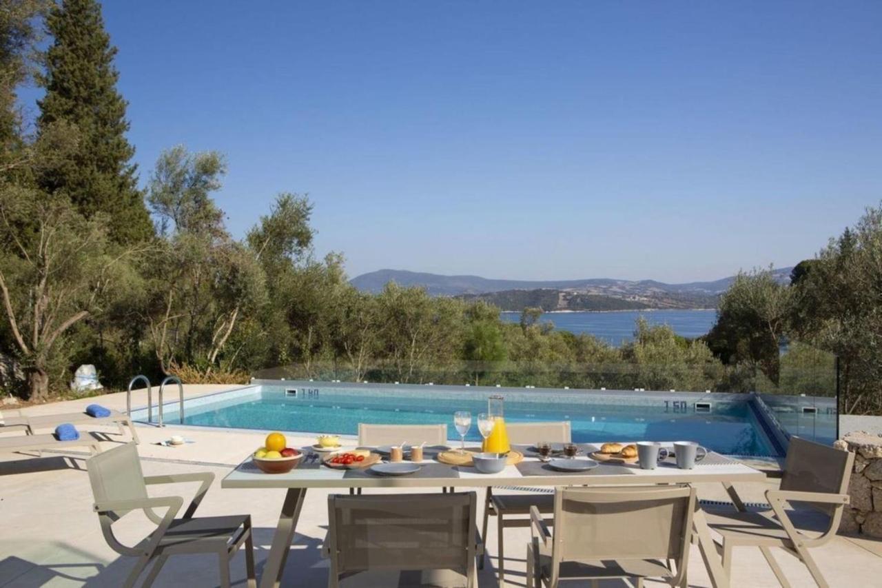 Villas Harriet - With Sea View and near the sea - B&B