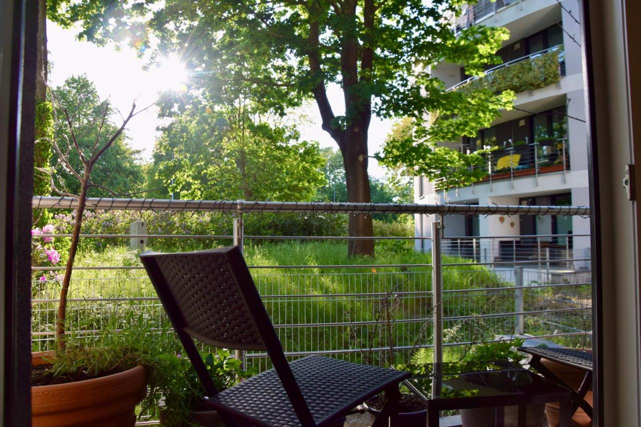 Stilvolle Wohnung mit Balkon & Parkplatz - Chambres d’hôtes