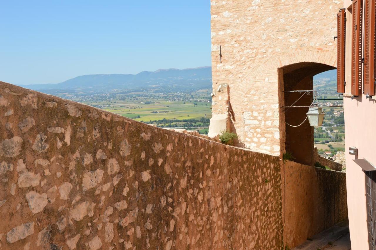 Appartamento Trevi - Bed and Breakfast