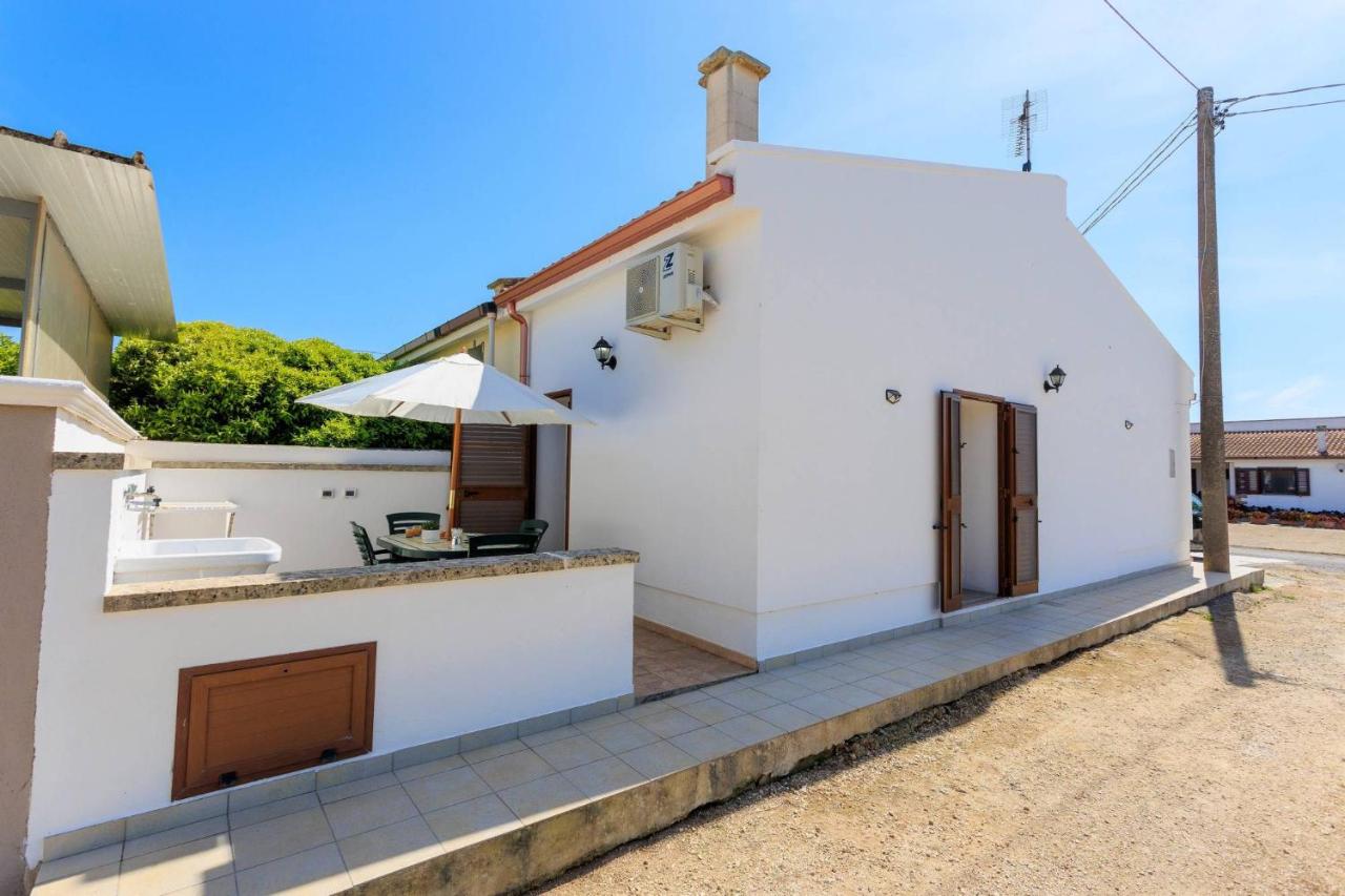 Villa Alimini - Villetta con veranda Laghi Alimini - B&B Otranto