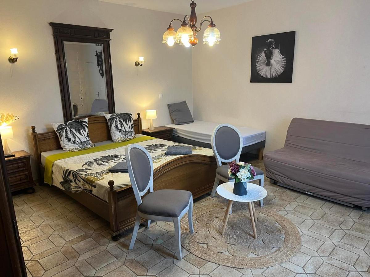 Comfort Triple Room