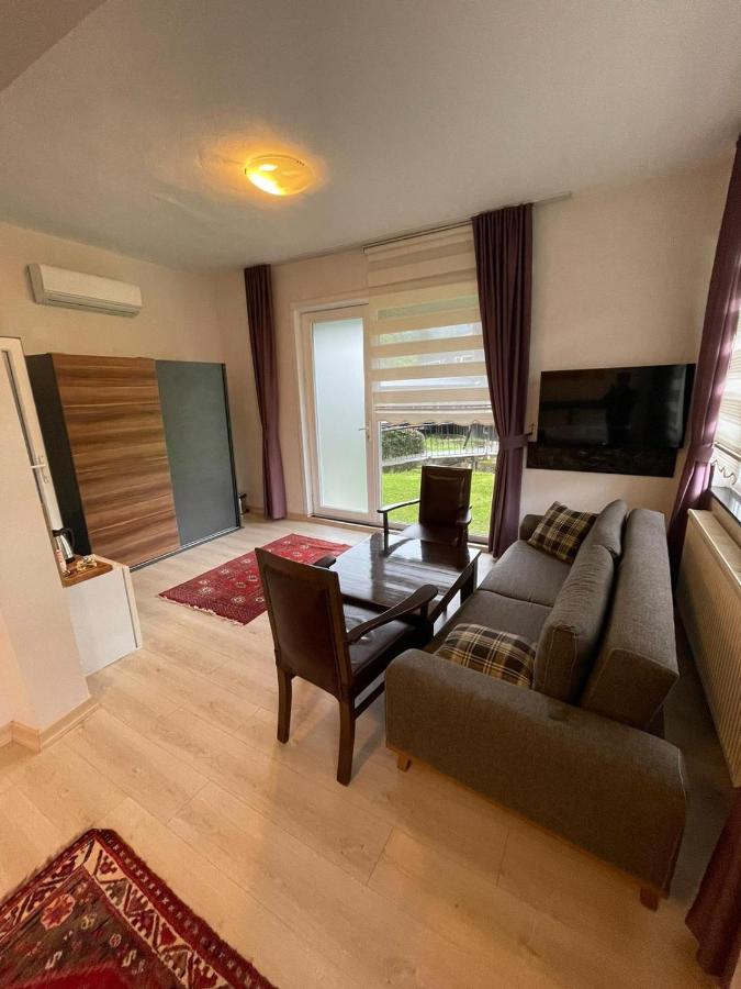 Habitación Familiar con vistas al jardín