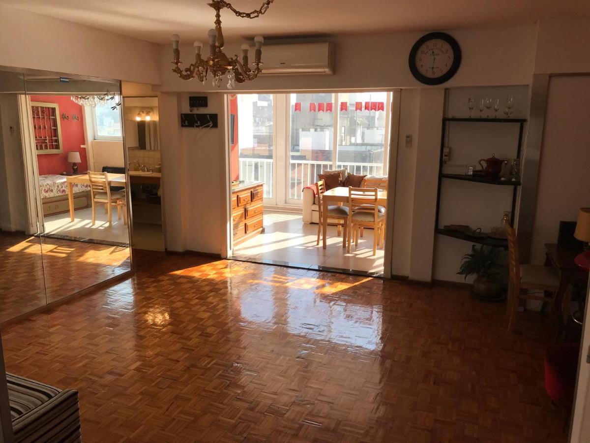 Gabriel 1827 Music - B&B Buenos Aires