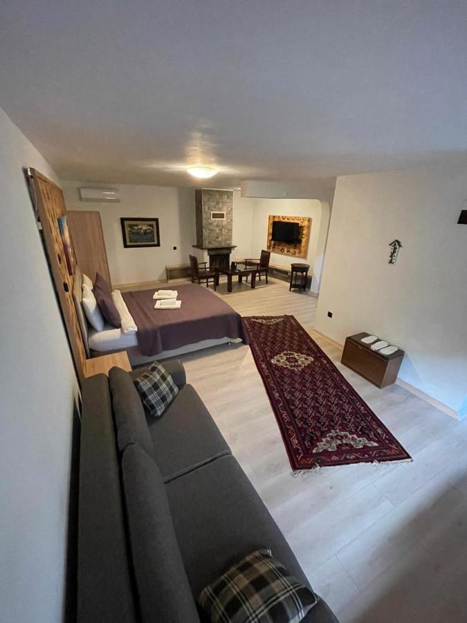 Habitación Familiar con vistas al jardín