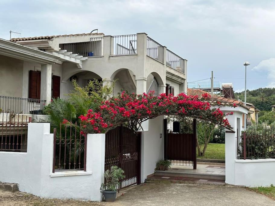 VILLA A 2 passi dal mare - Bed and Breakfast
