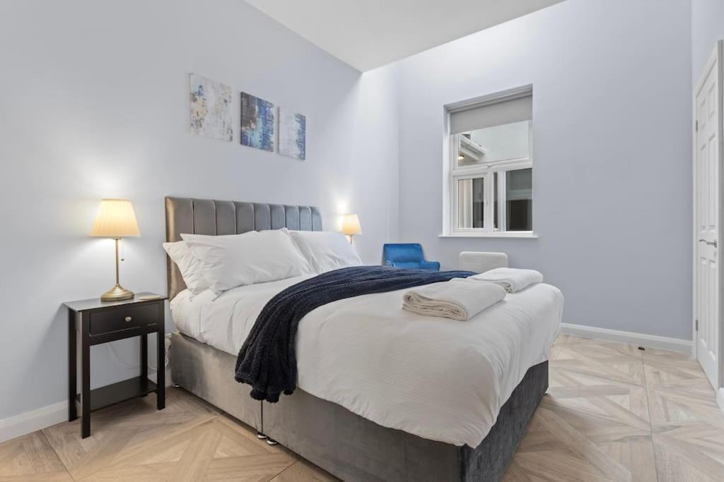 Modern Apartment Off-Road Parking-Twin Room Suite 4 - B&B Nottingham