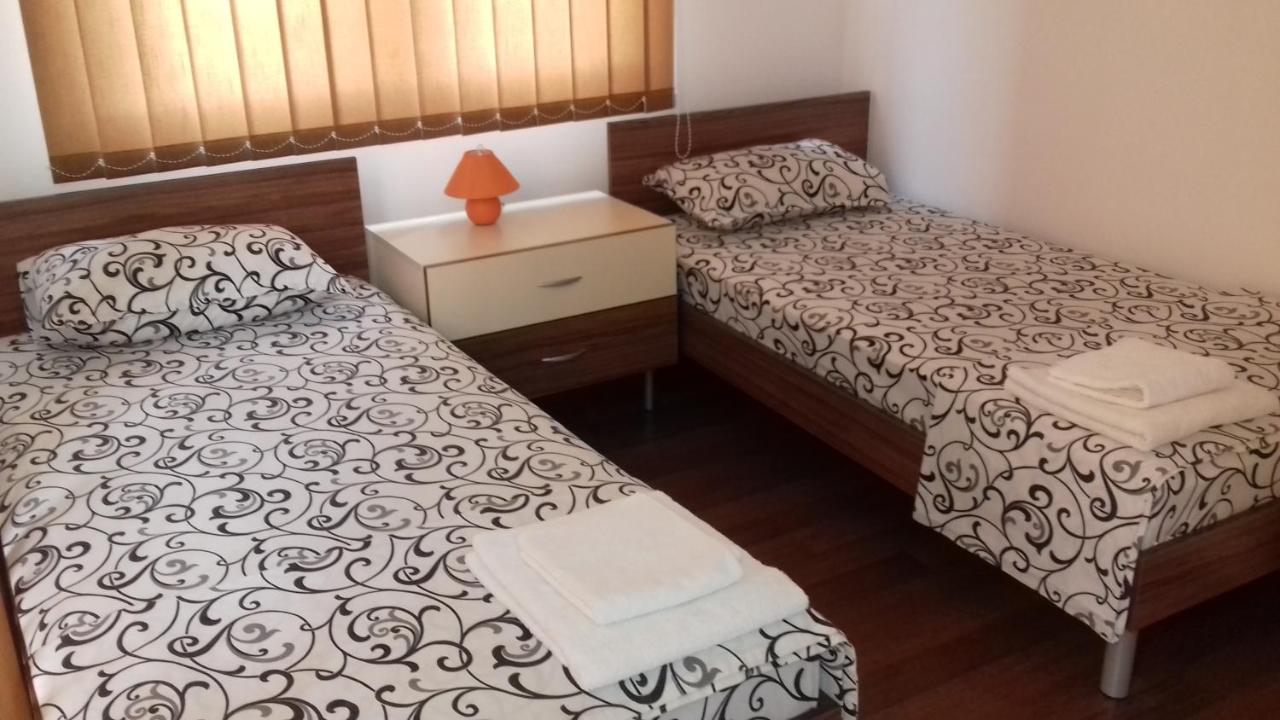 Large Twin Room