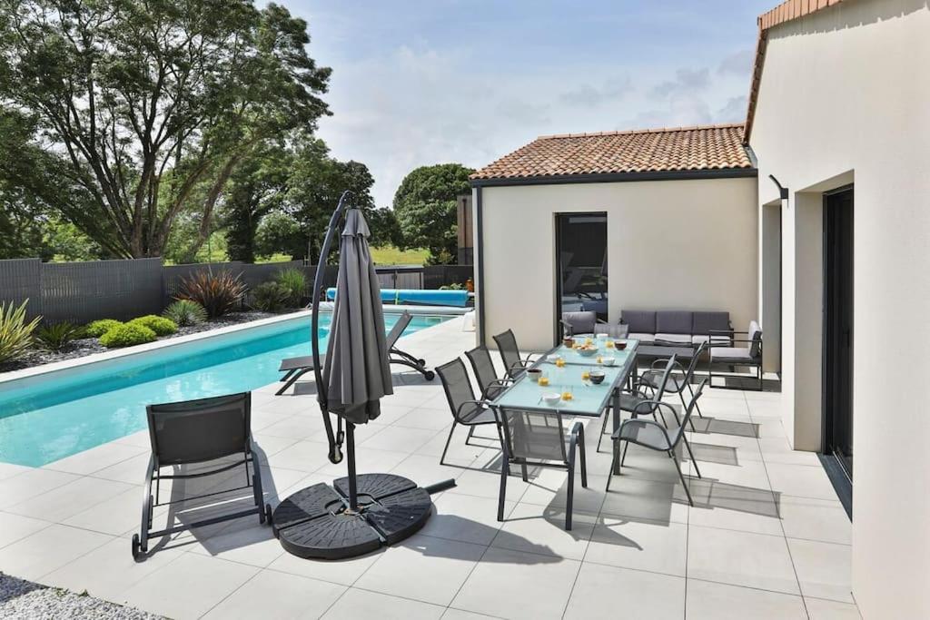 Villa Quai Est avec piscine - B&B