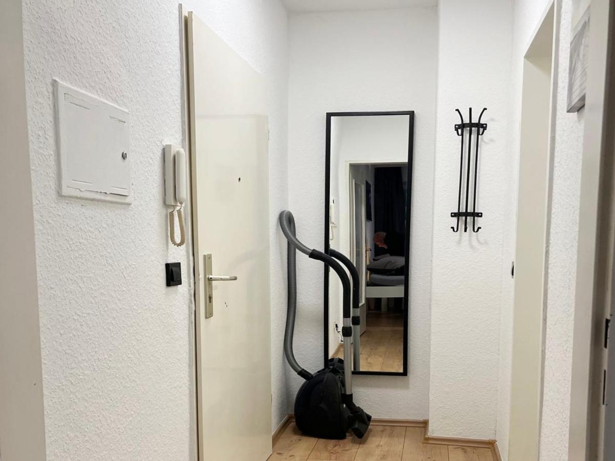 Low Budget Apartment Cologne - Ferienwohnung