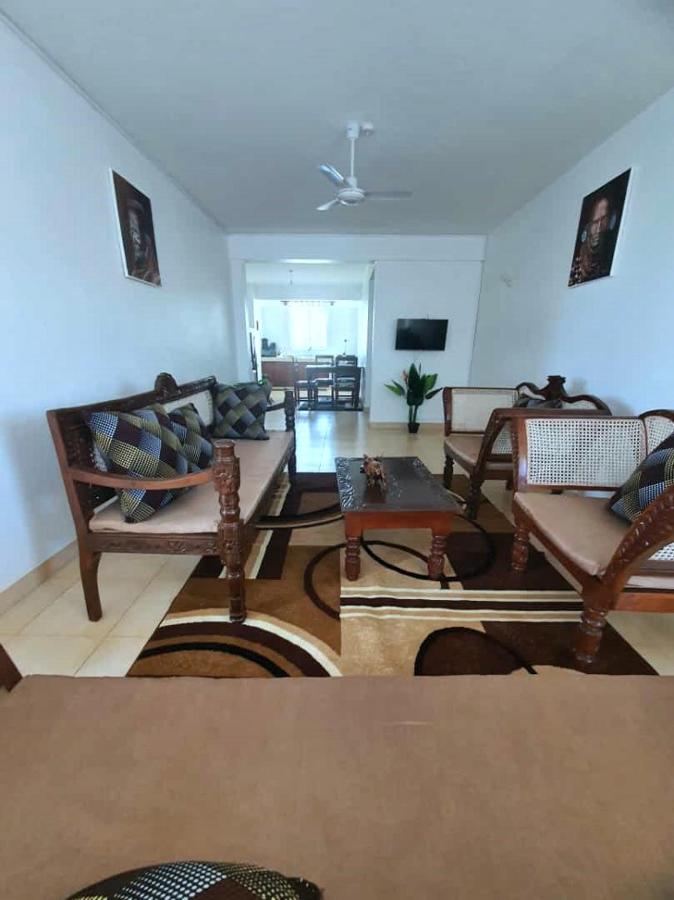 Two-Bedroom Deluxe Apartment with Garden View