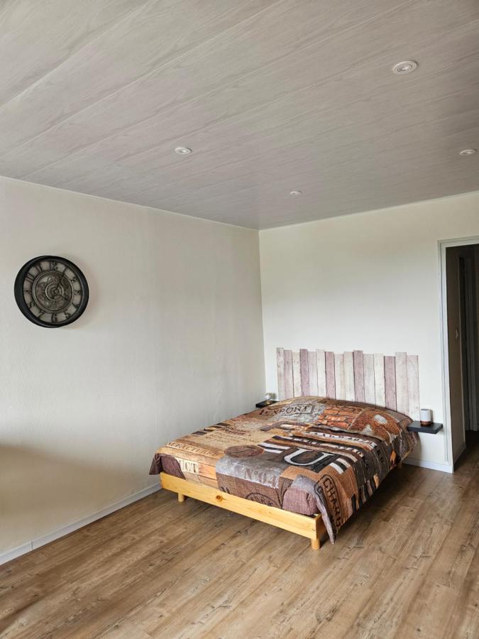JURA Magnifique Studio Vacances 3 étoiles - Bed and Breakfast