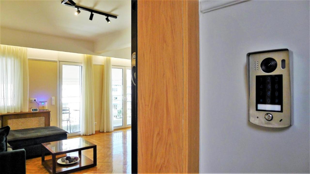 Smart Apartment next to Exarcheia Square, Peridot - Homes - Bed and Breakfast Athene