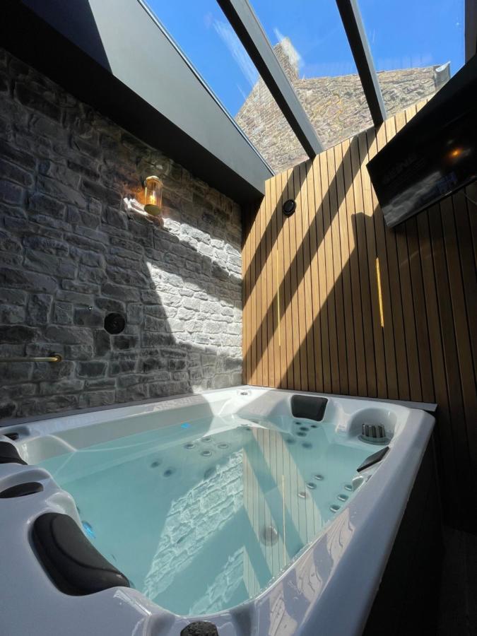 Lodge Spa privatif Le Revella - Bed and Breakfast
