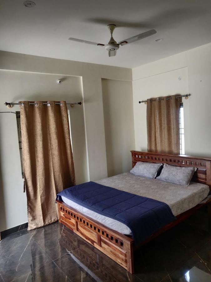 Castle Hebbal Room with Kitchen - Bed and Breakfast