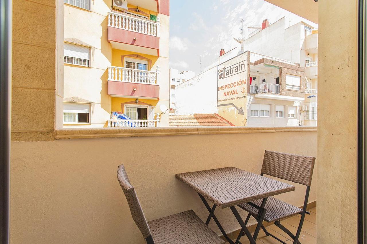 095 Modern Torre Dream - Alicante Holiday - B&B Torrevieja