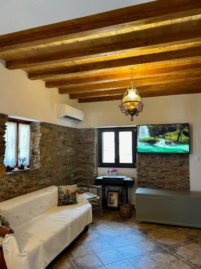 Villa Pounta Family - Chambres d’hôtes Glóssa