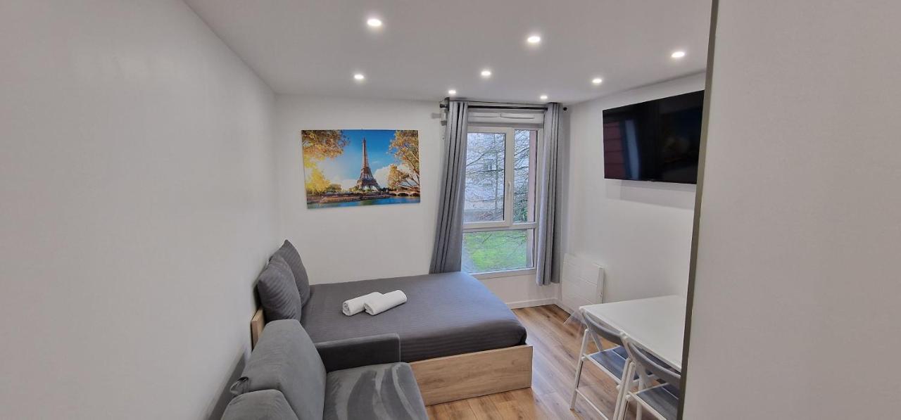 Studio Disneyland RER 4 pers - B&B