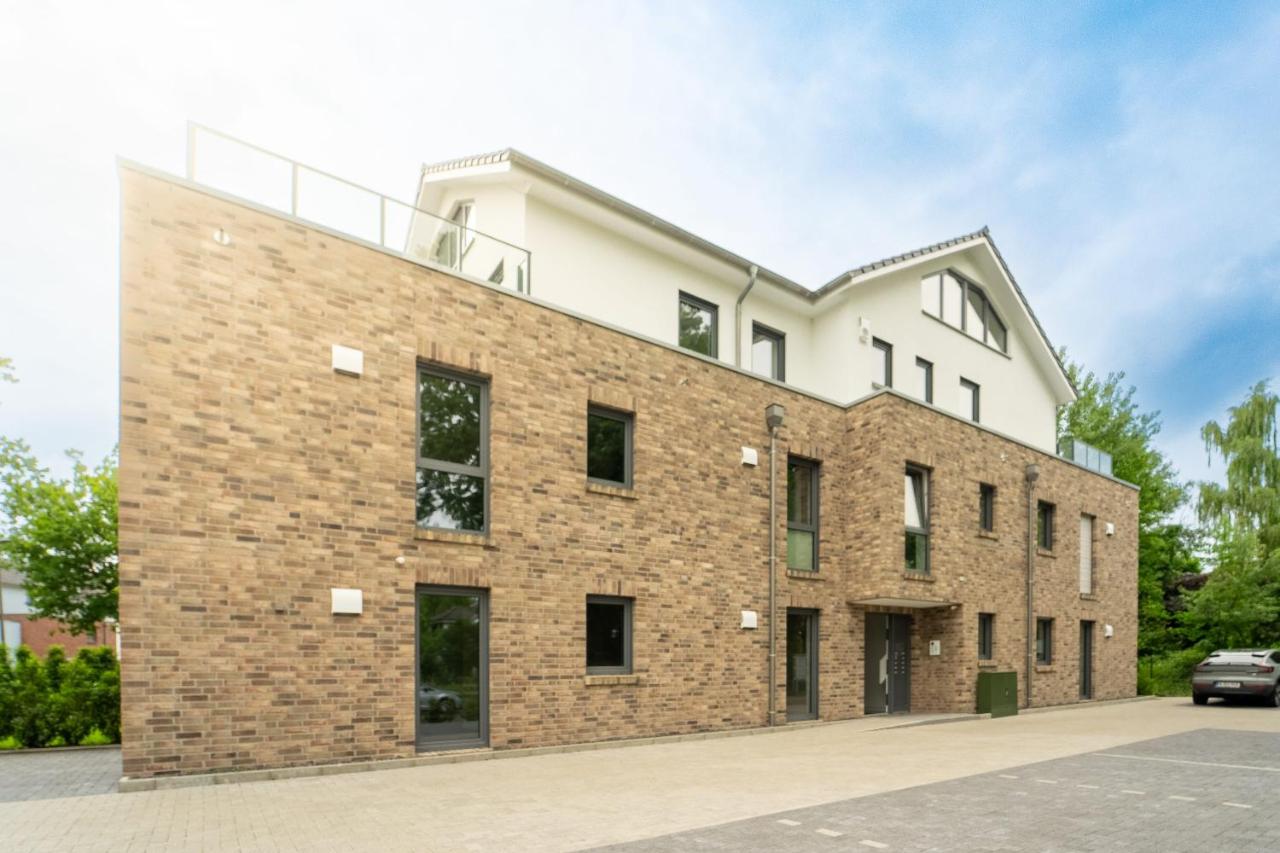 Moderne Ferienwohnung mit SUPs, Balkon und Parkplatz - B&B