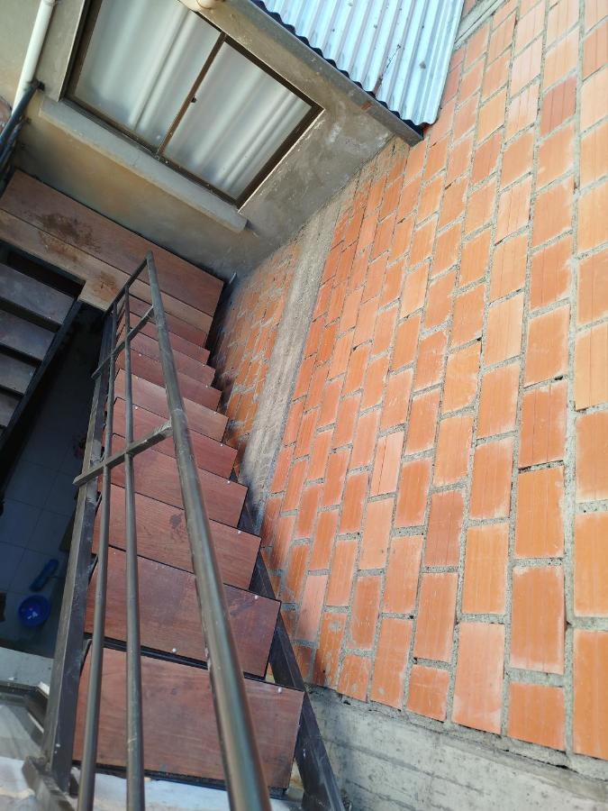 Slim art apartment - B&B La Paz