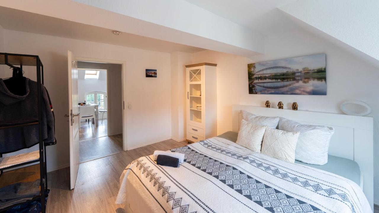 MD-6 Buckau Karl-Schmidt-Strasse 22 Appartement Top Ausstattung - Smart TV - 2Schlafzimmer -5 Min zum Zentrum - Chambres d’hôtes Magdebourg