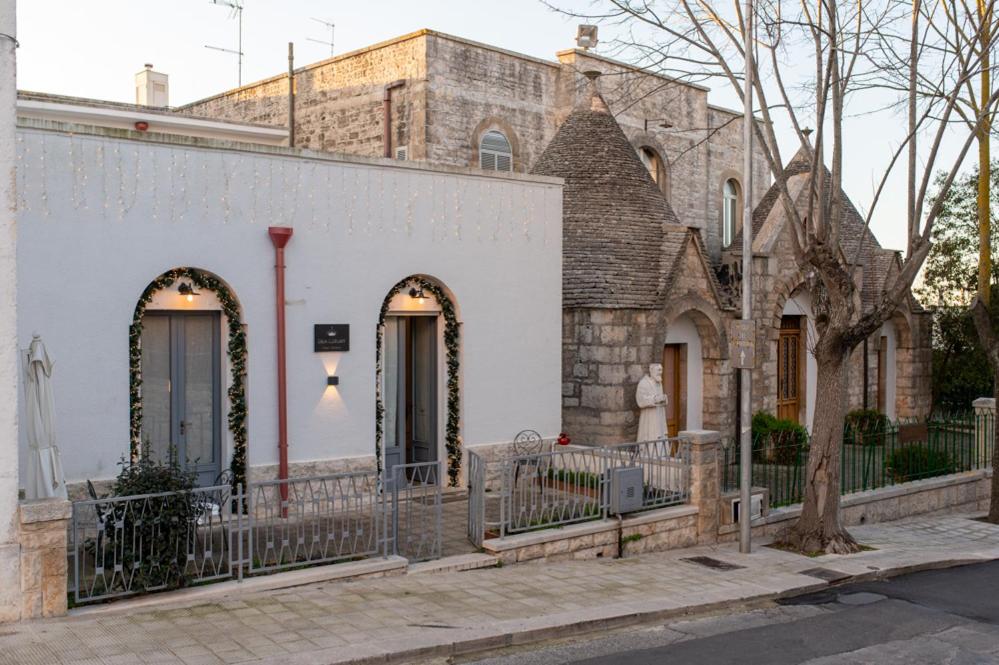 Dea Luxury casa vacanze- zona Chiesa a Trullo - - B&B Alberobello