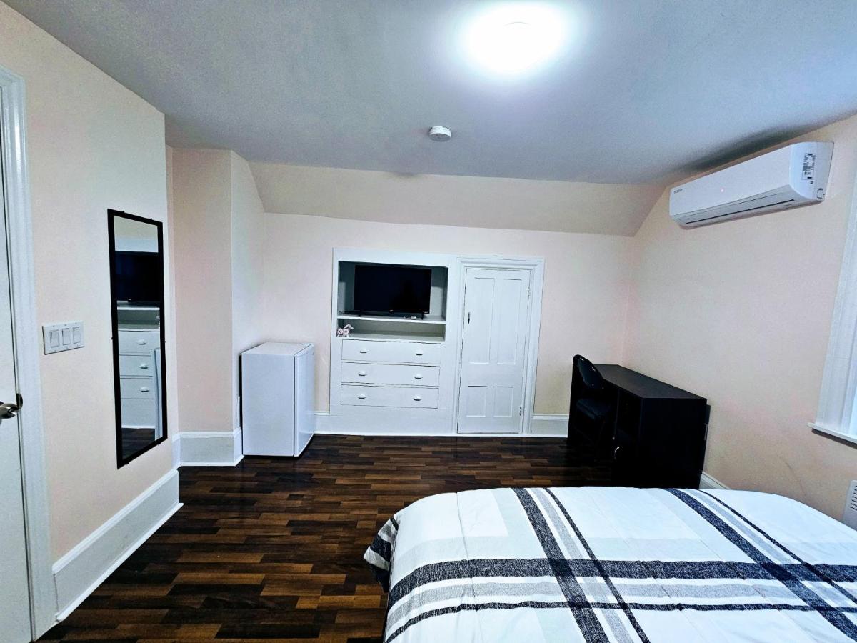 Suite with Garden View