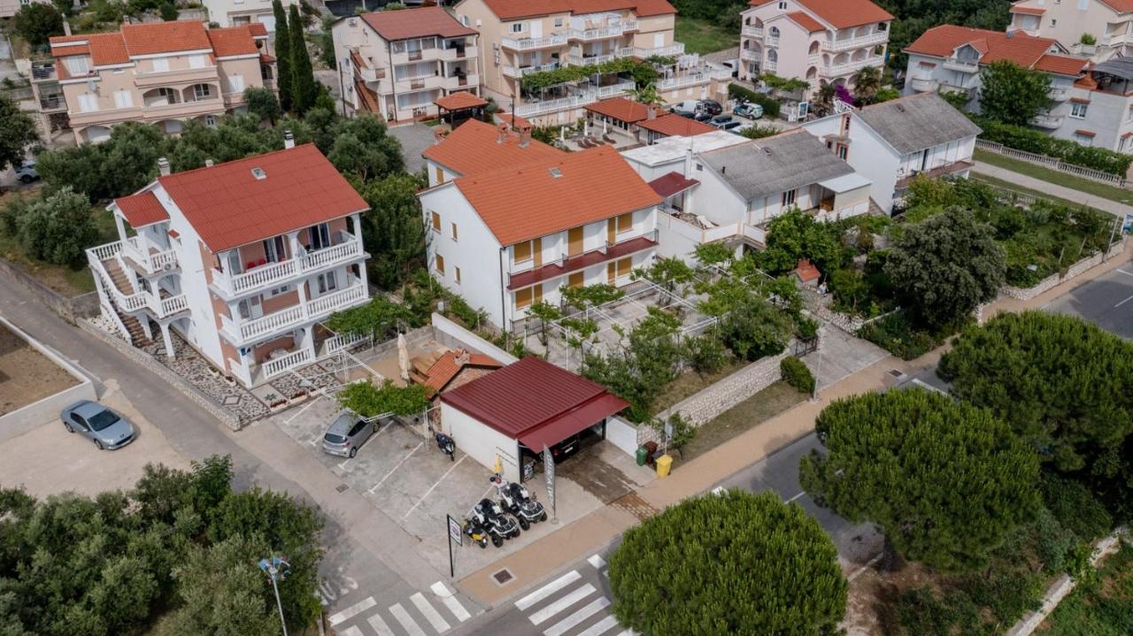 Apartments Lopar (4360) - B&B Lopar