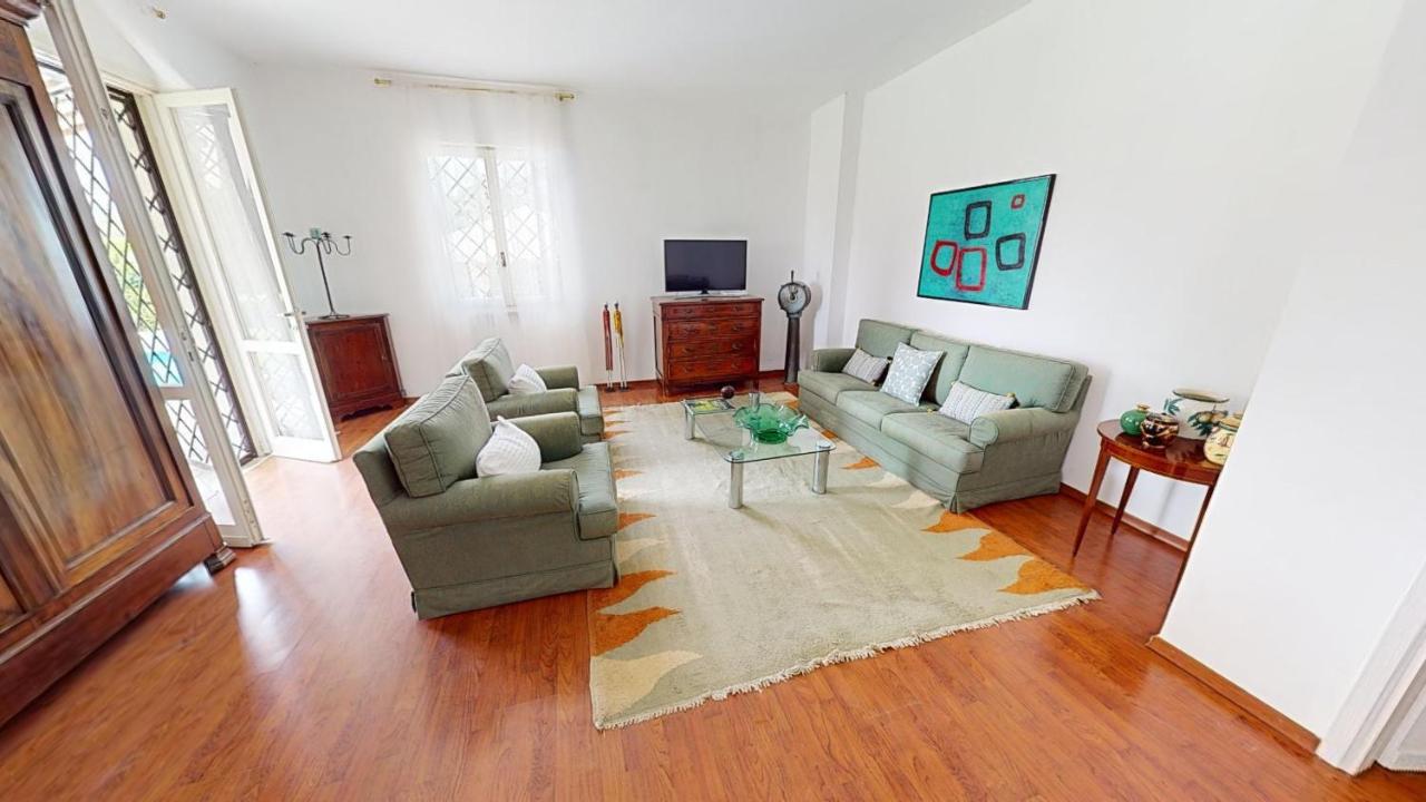 Villa Oleandri-BGL - B&B Salò