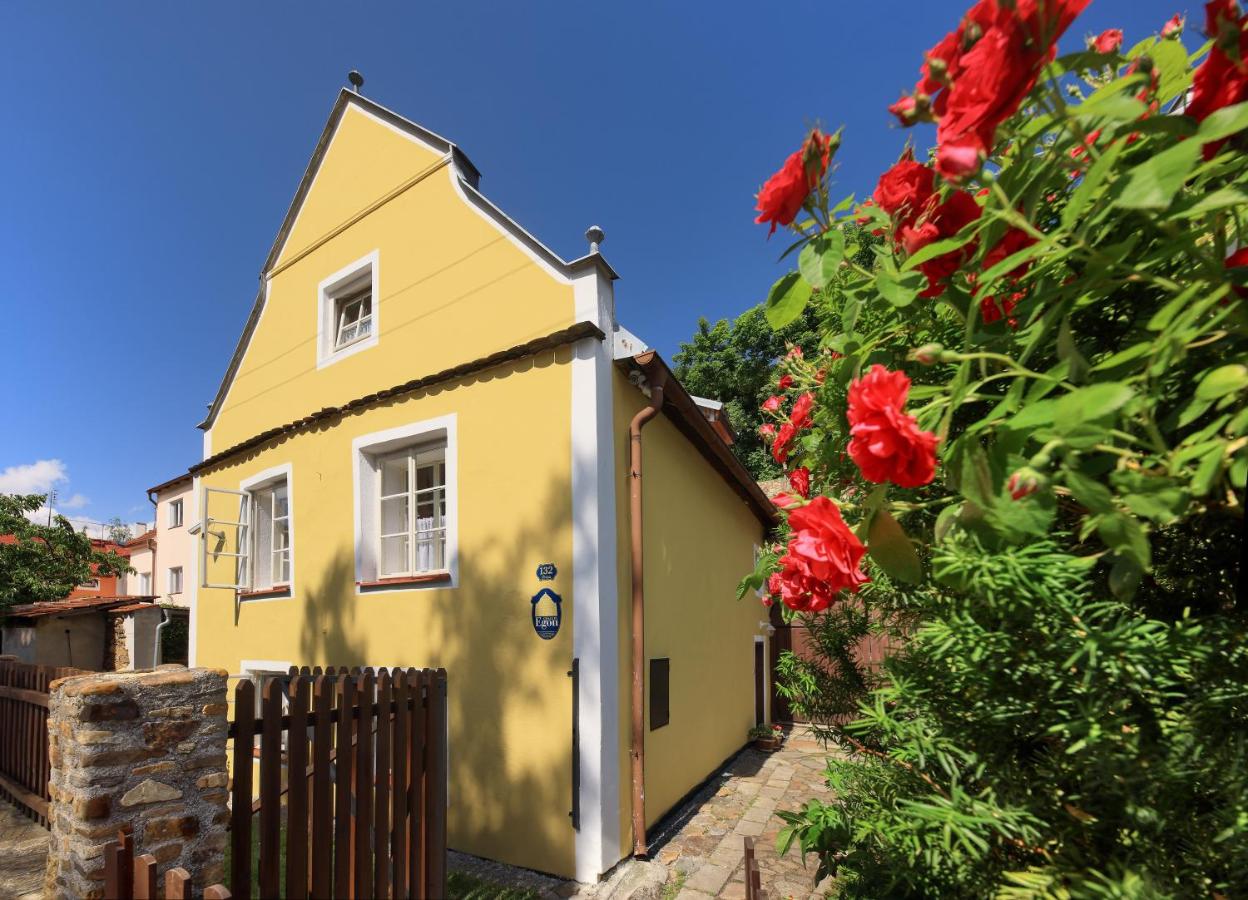 Three-Bedroom Townhouse