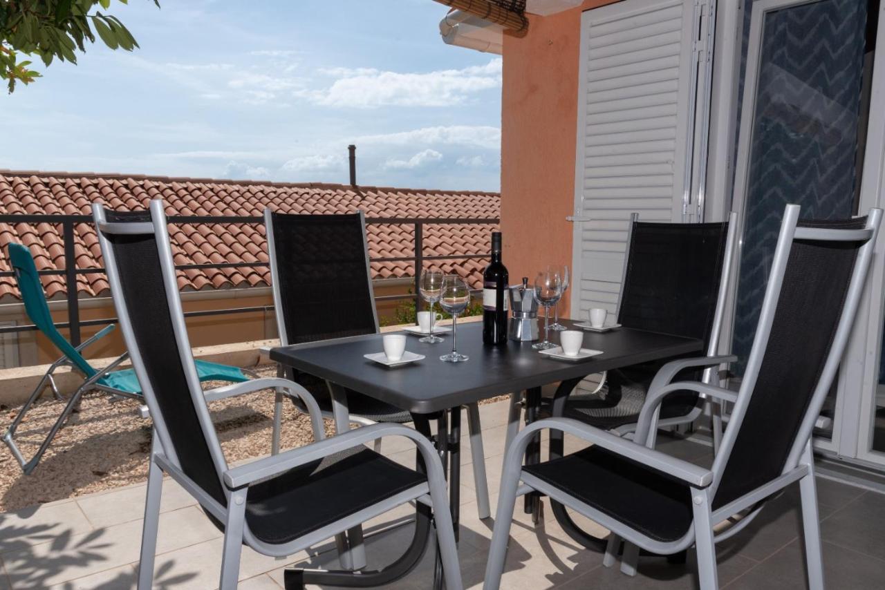 Stara Gavza 13 - Bed and Breakfast Cres