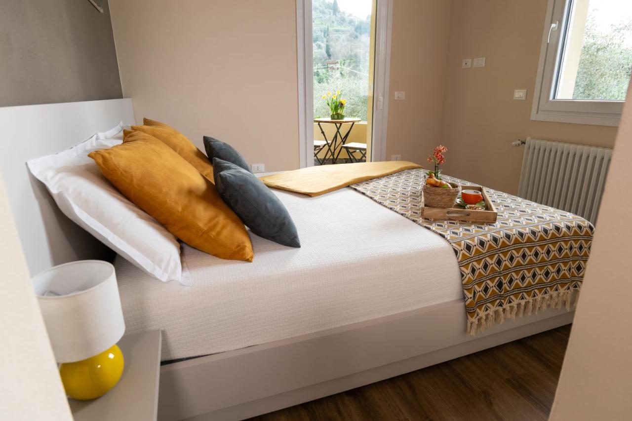 Deluxe Double Room with Balcony and Sea View