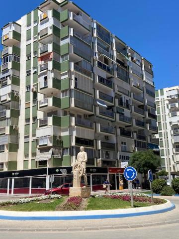 PLAYASOL-Avenida TORE TORE - Bed and Breakfast
