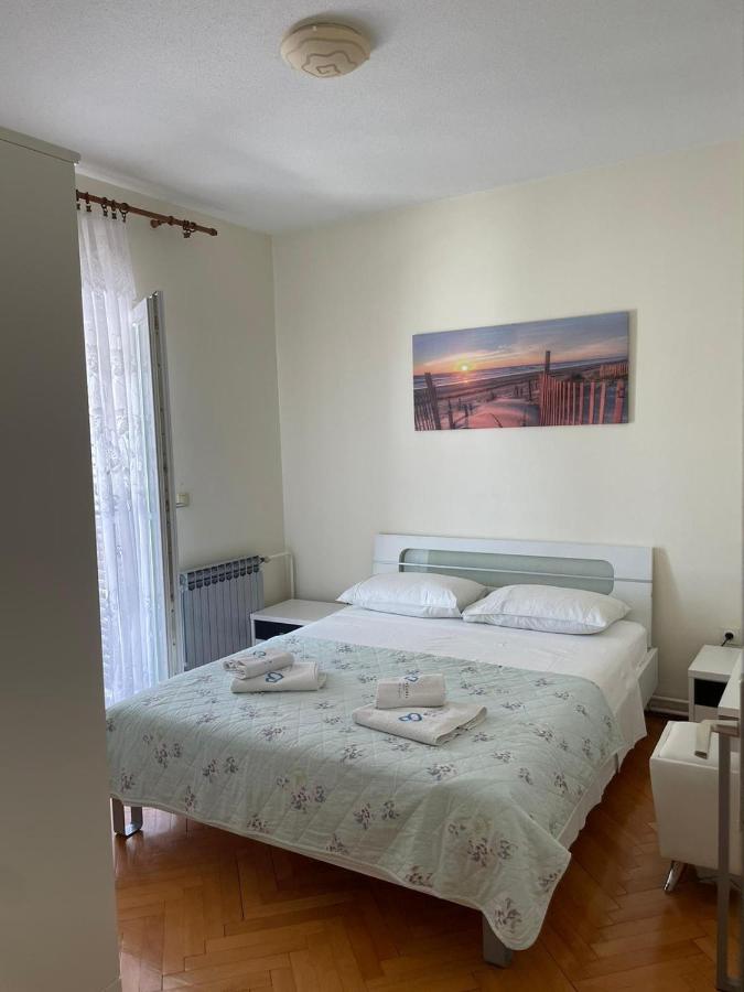 Appartamento con 2 Camere da Letto e Terrazza 