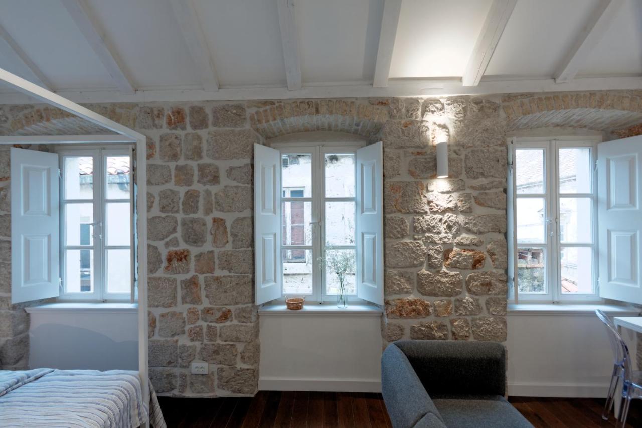 Apartments Eleganca- Deluxe Studio Kundurica - B&B