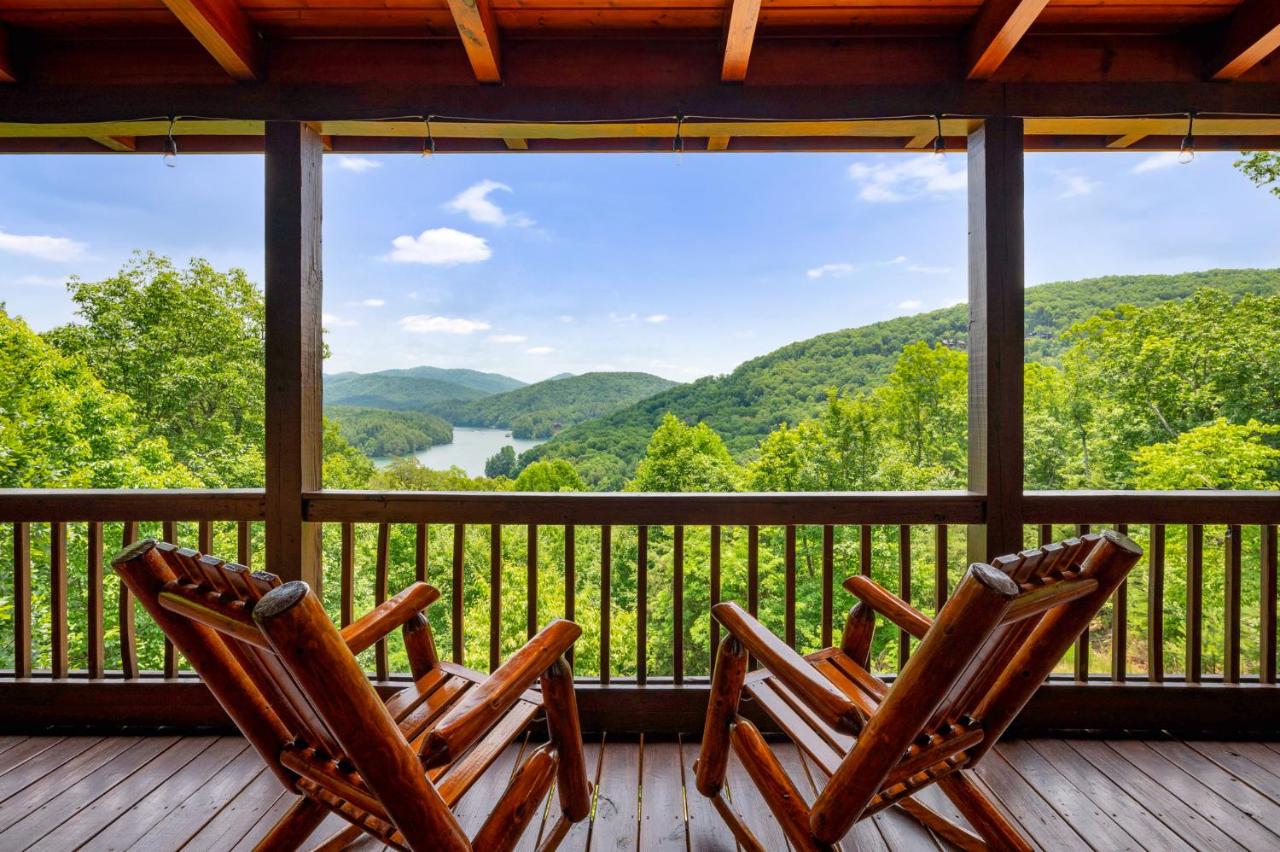 Comfortably Numb - Lake Blue Ridge View - Hot Tub, Game Room, Outdoor Fire Pit, Panoramic Lake Blue Ridge Views - Blue Ridge, GA - Ferienwohnung