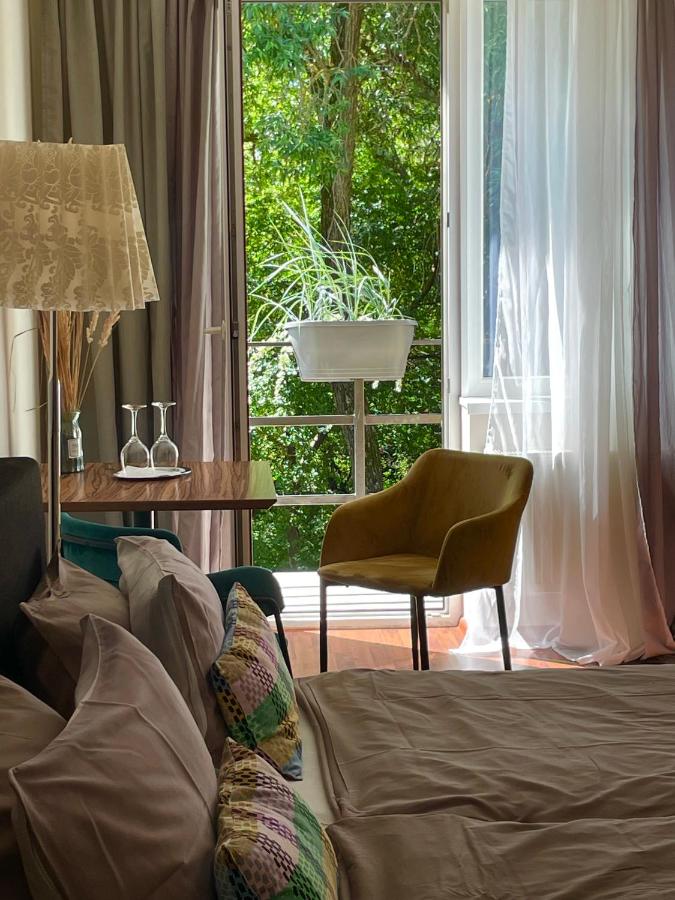 Doppelzimmer mit Balkon