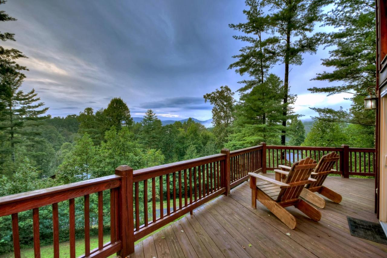 Mountain High Lodge - Mineral Bluff GA - Bed and Breakfast