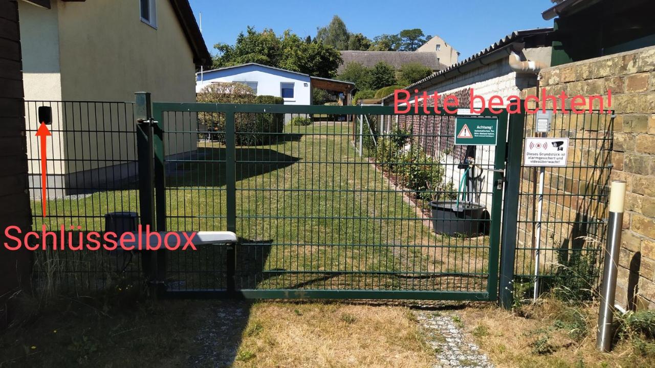 Gästehaus mit 3 separaten Schlafbereichen, Terrasse und Carport - Chambres d'hôtes Velten