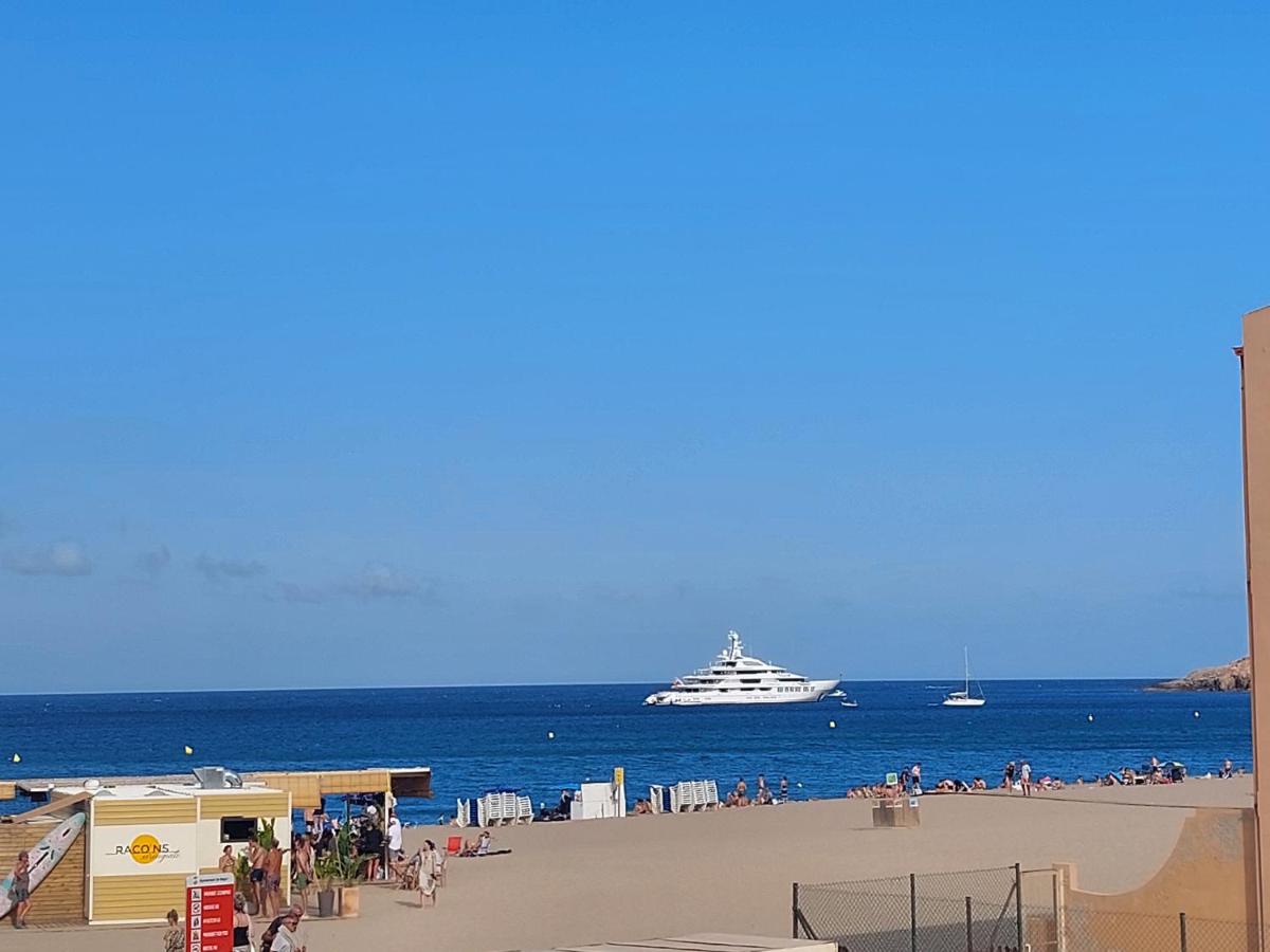 Appartamento con 2 Camere da Letto, Terrazza e Vista Mare