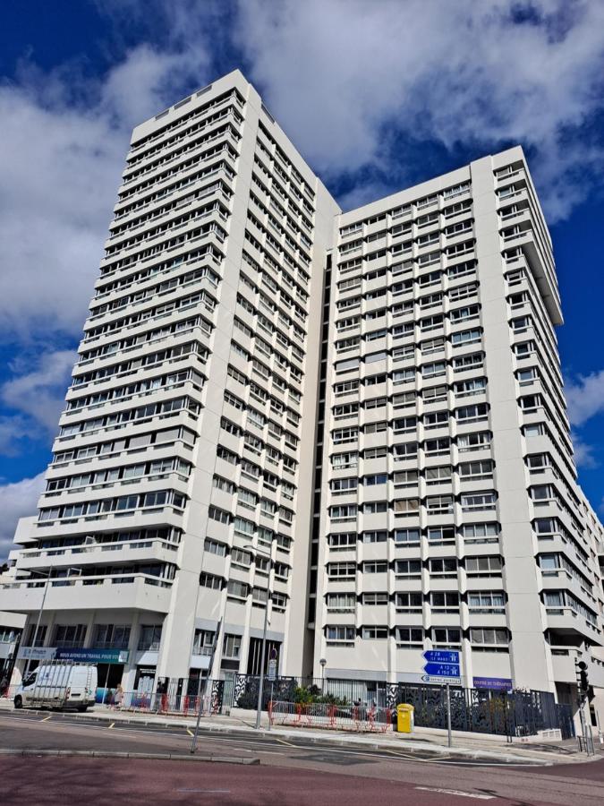 Sous les Etoiles - dans le plus haut gratte-ciel avec garage privé - Chambres d’hôtes