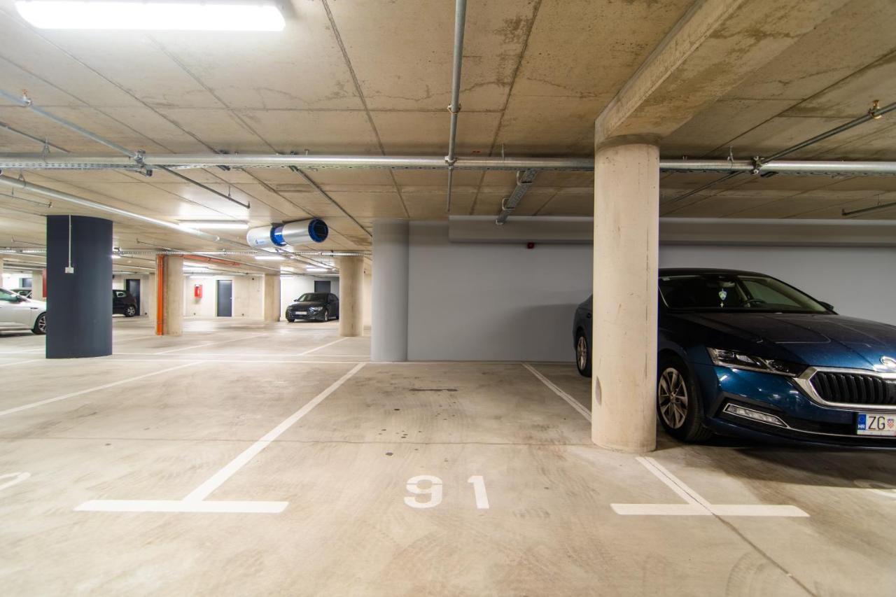 Flexible SelfCheckIns 86 - Zagreb - Garage - New Building - New Apartment - Loggia - B&B Zagabria