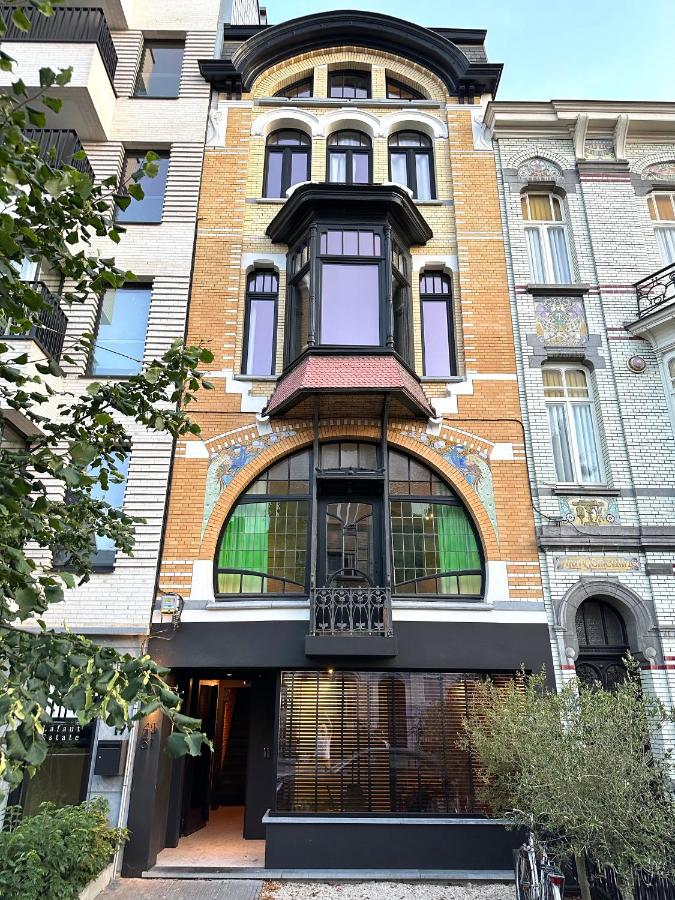 Penthouse with Airconditioning and Big Terrace, Close to Gent Sint-Pieters Station and City Centre - Chambres d'hôtes Gand