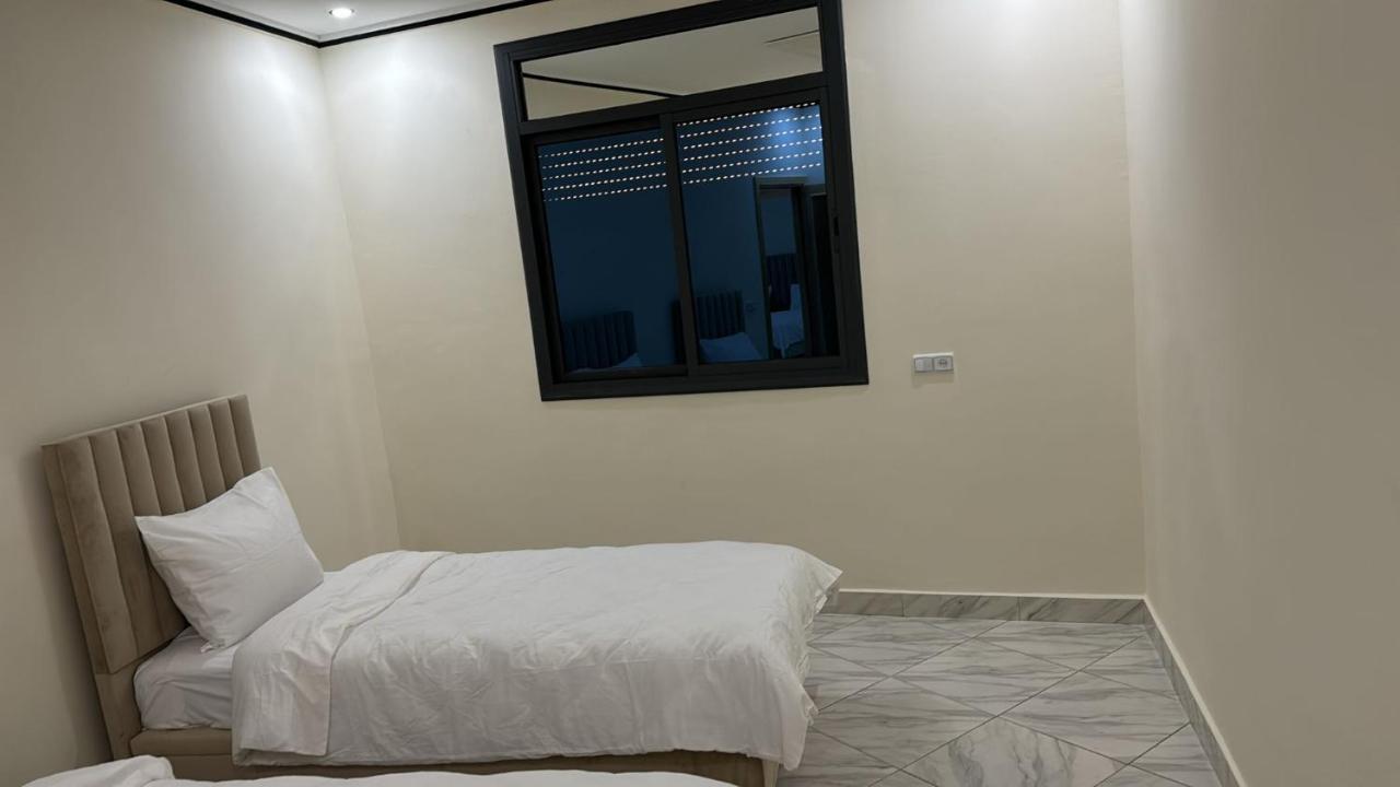 Appartement Alhoceima - Bed and Breakfast Douar Imajjodene