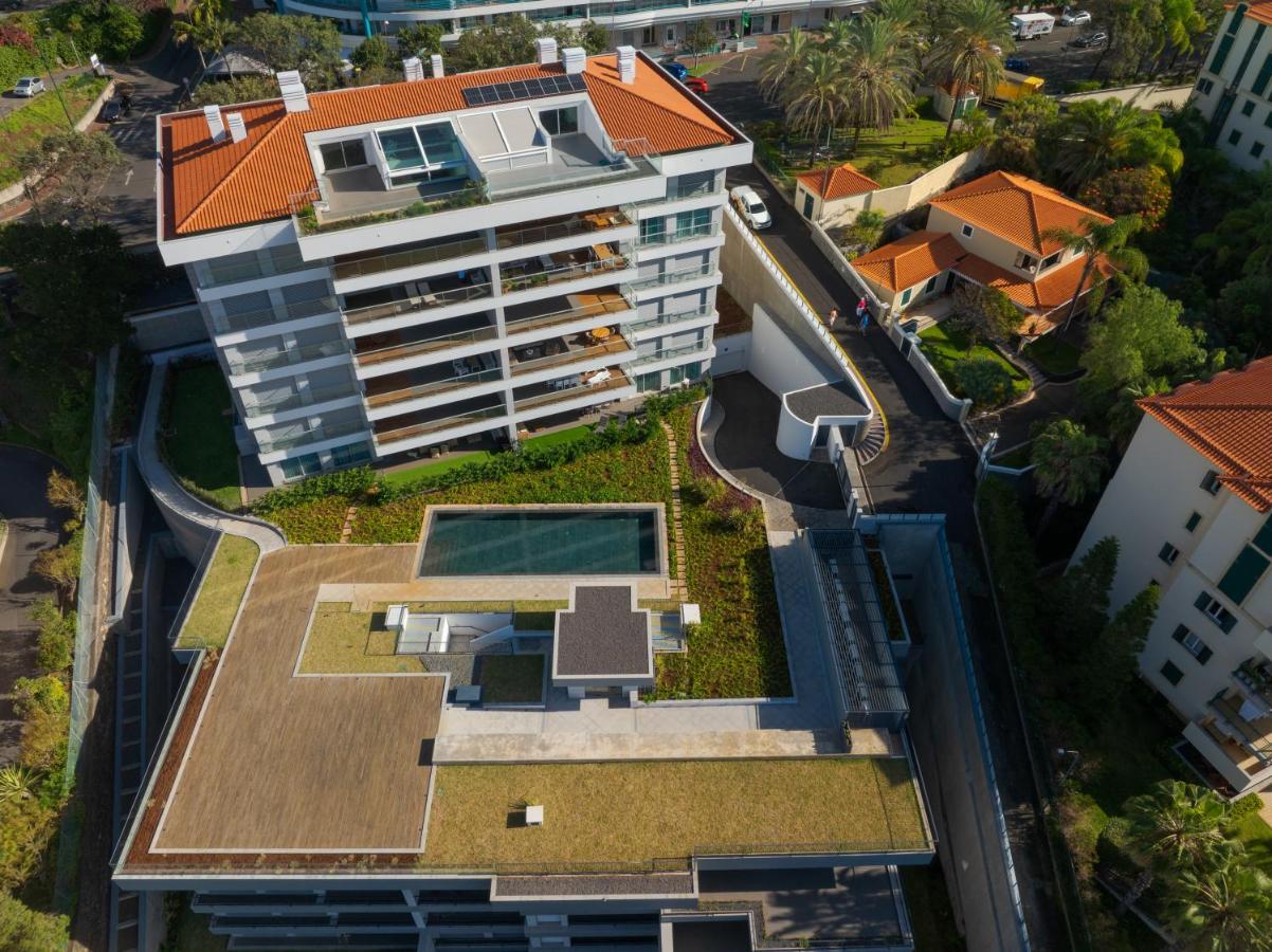 Monumental Madeira 3 Bedroom Luxury Family Flat with Swimming Pool - B&B