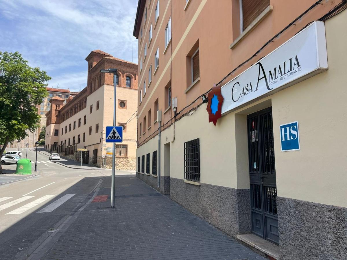 Hostal Casa Amalia - B&B